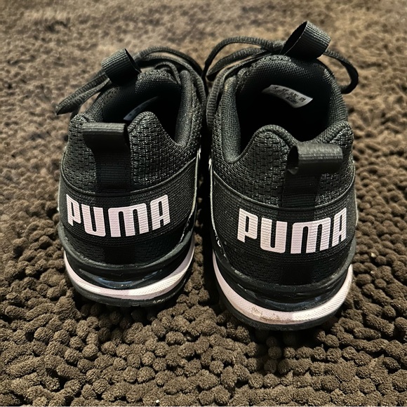 Puma Size 6.5 Black/Pink Shoes - Picture 2 of 6